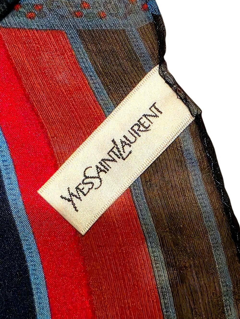 YVES SAINT LAURENT SCARF - Picture 13 of 15